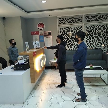 Flagship 750 Mont Blanc Hotell Bekasi Eksteriør bilde