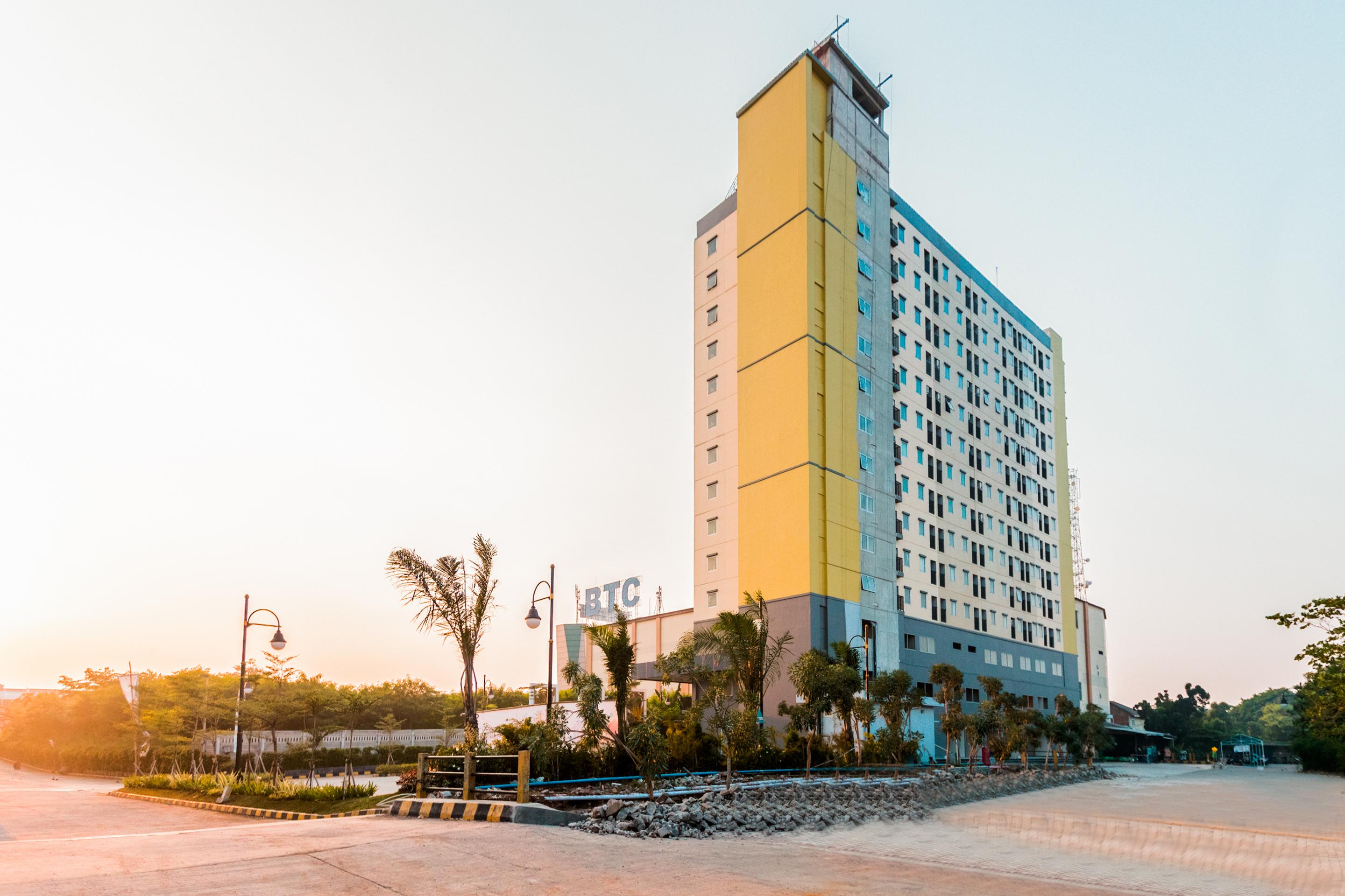 Flagship 750 Mont Blanc Hotell Bekasi Eksteriør bilde