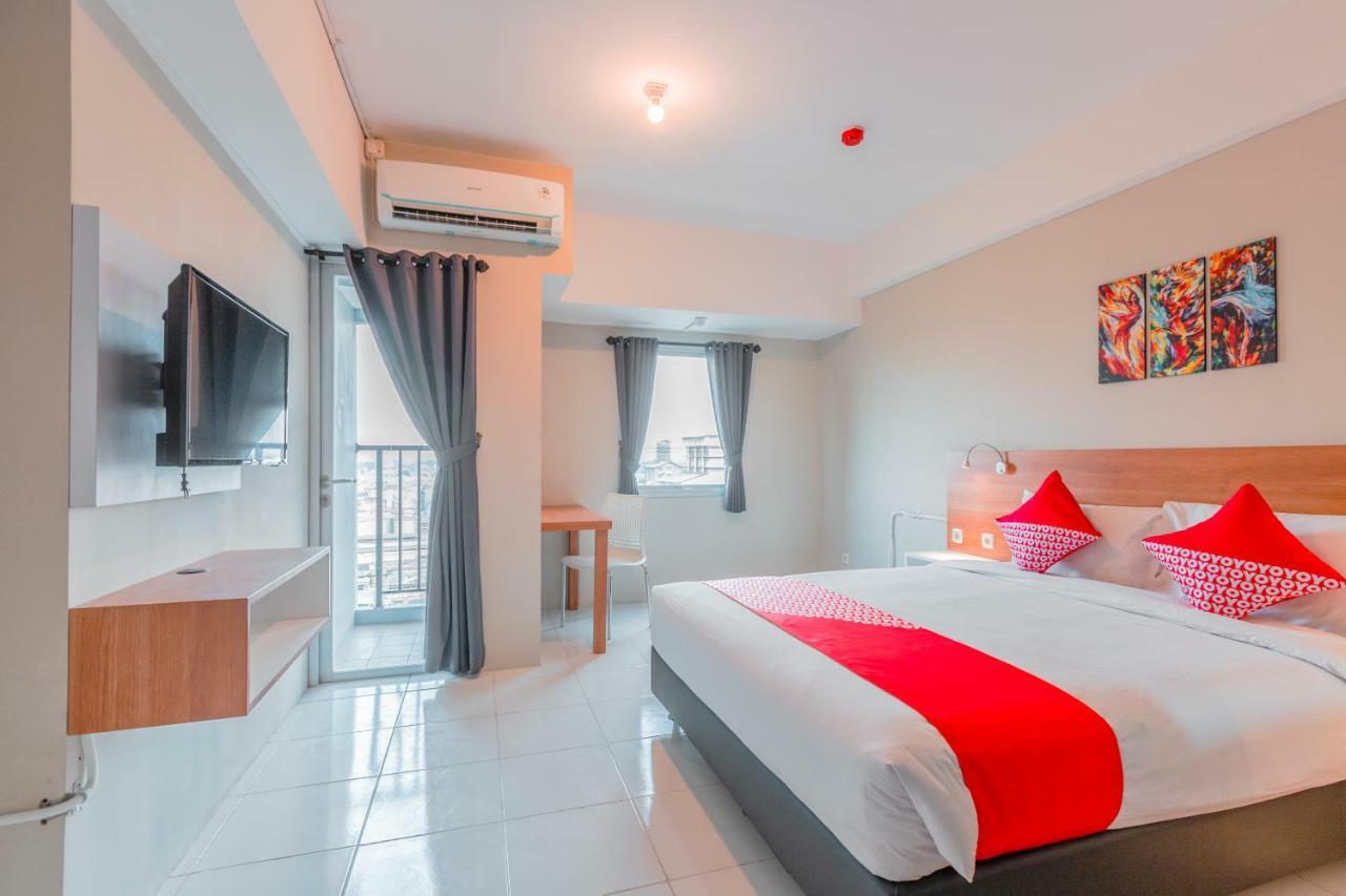 Flagship 750 Mont Blanc Hotell Bekasi Eksteriør bilde